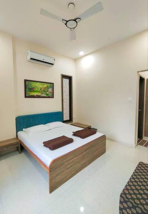 Gk Beach House 5Bhk Pvt Pool Villa Мумбай Екстериор снимка
