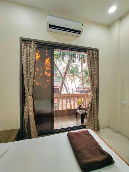 Gk Beach House 5Bhk Pvt Pool Villa Мумбай Екстериор снимка